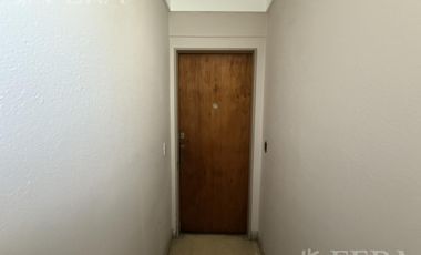 Venta departamento 2 ambientes con balcón en Avellaneda