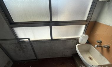 Venta departamento 2 ambientes con balcón en Avellaneda