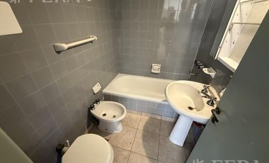 Venta departamento 2 ambientes con balcón en Avellaneda