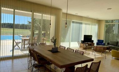 CASA 4 DORMITORIOS 4 BAÑOS PINAMAR