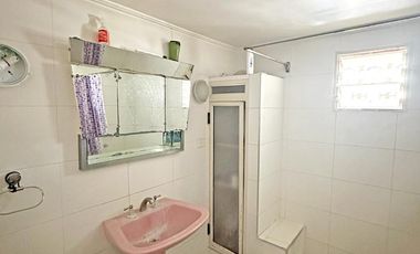Departamento de 5 ambientes en pleno Centro Campana. 225 m² cubiertos. Cochera para 4 autos.