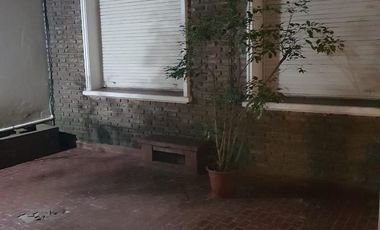 Departamento dos ambientes con doble altura en Microcentro