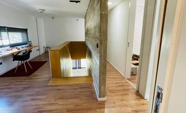 Casa en La Cuesta, Moderna de Hormigón, con Vistas a las sierras y pileta
