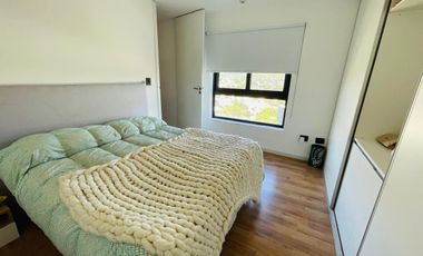 Casa en La Cuesta, Moderna de Hormigón, con Vistas a las sierras y pileta
