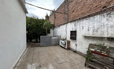Casa con local en San Jose, Temperley - Ideal Inversor