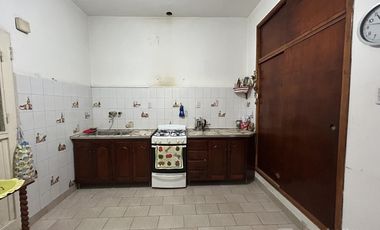 Casa con local en San Jose, Temperley - Ideal Inversor