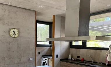 CASA 4 DORMITORIOS COSTA ESMERALDA
