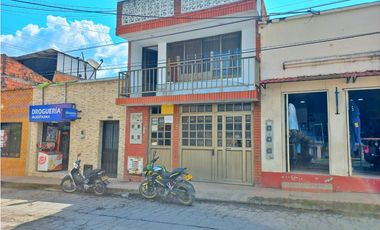 Maat vende Casa, Centro -Villeta 150m2 $780Millones