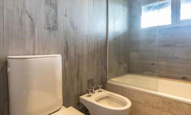 CASA DE 5 DORMITORIOS Y 7 BAÑOS C/ PISCINA CLIMATIZADA