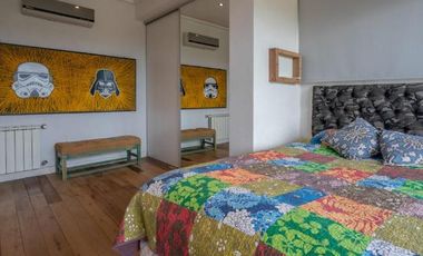 CASA DE 5 DORMITORIOS Y 7 BAÑOS C/ PISCINA CLIMATIZADA