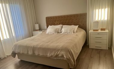 EXCELENTE CASA a la VENTA en BARRIO CERRADO - PILAR