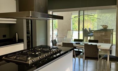 EXCELENTE CASA a la VENTA en BARRIO CERRADO - PILAR