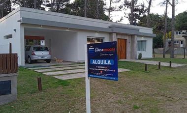 Casa De 4 Dormitorios Pinamar Golf