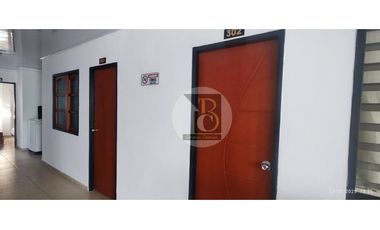 EN VENTA  HOTEL CON LOCALES COMERCIALES CALLE 40. YOPAL.