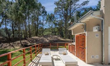 Casa de 4 Dormitorios y 2 baños c/ Piscina Climatizada - Costa Esmeralda
