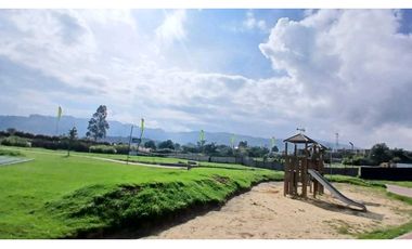 Vendo Apartamento segundo piso en obra gris Cajica