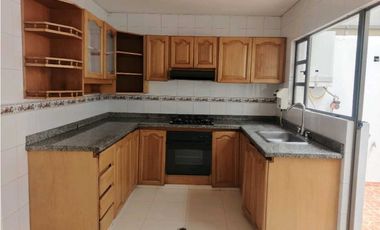 Venta o arriendo de casa en conjunto cerrado en Mosquera $3'200.000