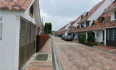 Venta o arriendo de casa en conjunto cerrado en Mosquera $3'200.000