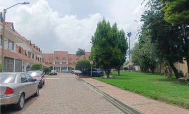 Venta o arriendo de casa en conjunto cerrado en Mosquera $3'200.000
