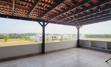 Casa en VENTA muy amplia fraccionamiento Río del Dorado