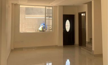 Conocoto, Casa en Renta, 160m2, 4 Habitaciones