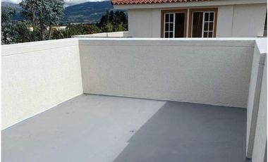 Conocoto, Casa en Renta, 160m2, 4 Habitaciones