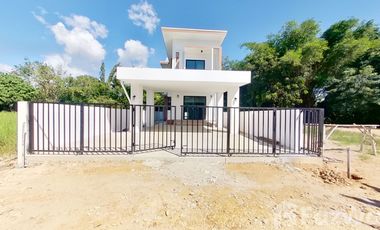 3 Bedroom House for sale in Pa Phai, Chiang Mai