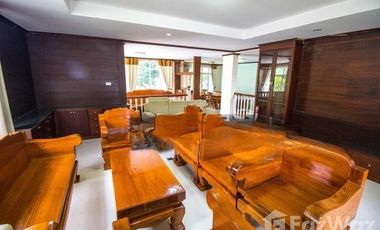 4 Bedroom House for sale at Koolpunt Ville 10