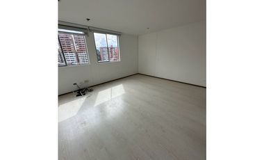Arriendo apartamento en envigado sector loma del Esmeraldal