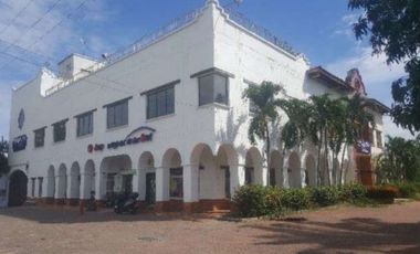 Venta de local en centro comercial el Peñon en Girardot