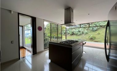 CASA ESPECTACULAR EN LAS PALMAS - MEDELLIN - ANTIOQUIA