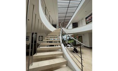 CASA ESPECTACULAR EN LAS PALMAS - MEDELLIN - ANTIOQUIA