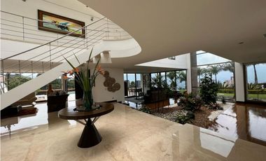 CASA ESPECTACULAR EN LAS PALMAS - MEDELLIN - ANTIOQUIA