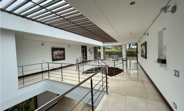 CASA ESPECTACULAR EN LAS PALMAS - MEDELLIN - ANTIOQUIA