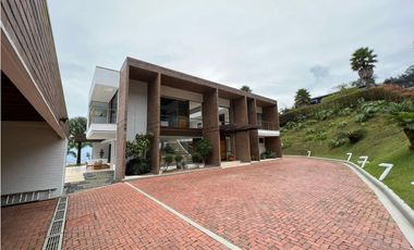 CASA ESPECTACULAR EN LAS PALMAS - MEDELLIN - ANTIOQUIA