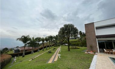 CASA ESPECTACULAR EN LAS PALMAS - MEDELLIN - ANTIOQUIA