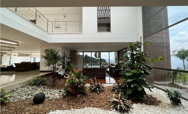 CASA ESPECTACULAR EN LAS PALMAS - MEDELLIN - ANTIOQUIA