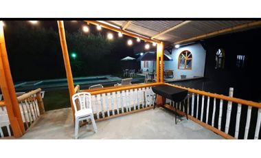 SE VENDE CASA  DE CAMPO  POR VIA ALCALA