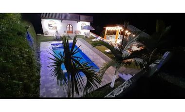 SE VENDE CASA  DE CAMPO  POR VIA ALCALA