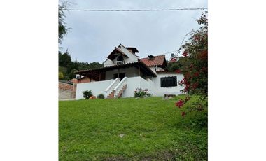 ESPECTACULAR FINCA CON UNA EXCELENTE UBICACION Y CLIMA