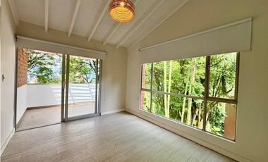 APARTAMENTO REMODELADO EN EL POBLADO