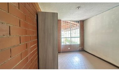 Vendo Casa en Portal de las Flores - Ditaires