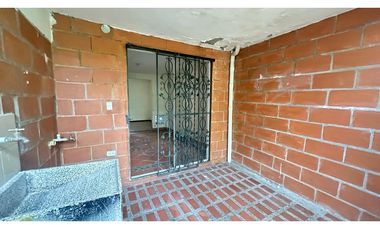 Vendo Casa en Portal de las Flores - Ditaires