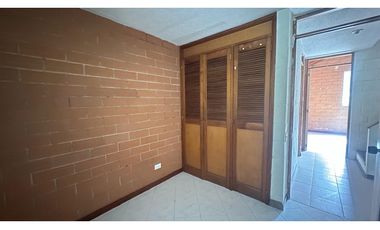Vendo Casa en Portal de las Flores - Ditaires