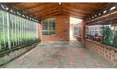 Vendo Casa en Portal de las Flores - Ditaires
