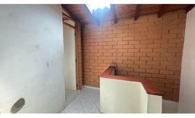 Vendo Casa en Portal de las Flores - Ditaires