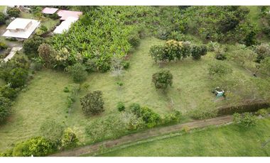 SE VENDEN LOTES EN ARABIA CON ESCRITURA DIFERENTES AREAS