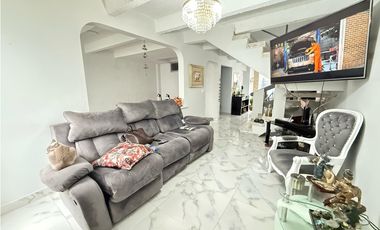 Se vende casa en Corales