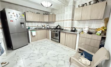 Se vende casa en Corales