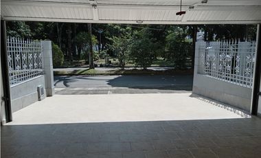 Venta Edificio Bifamiliar urbanización (ingenio III) Santiago de Cali